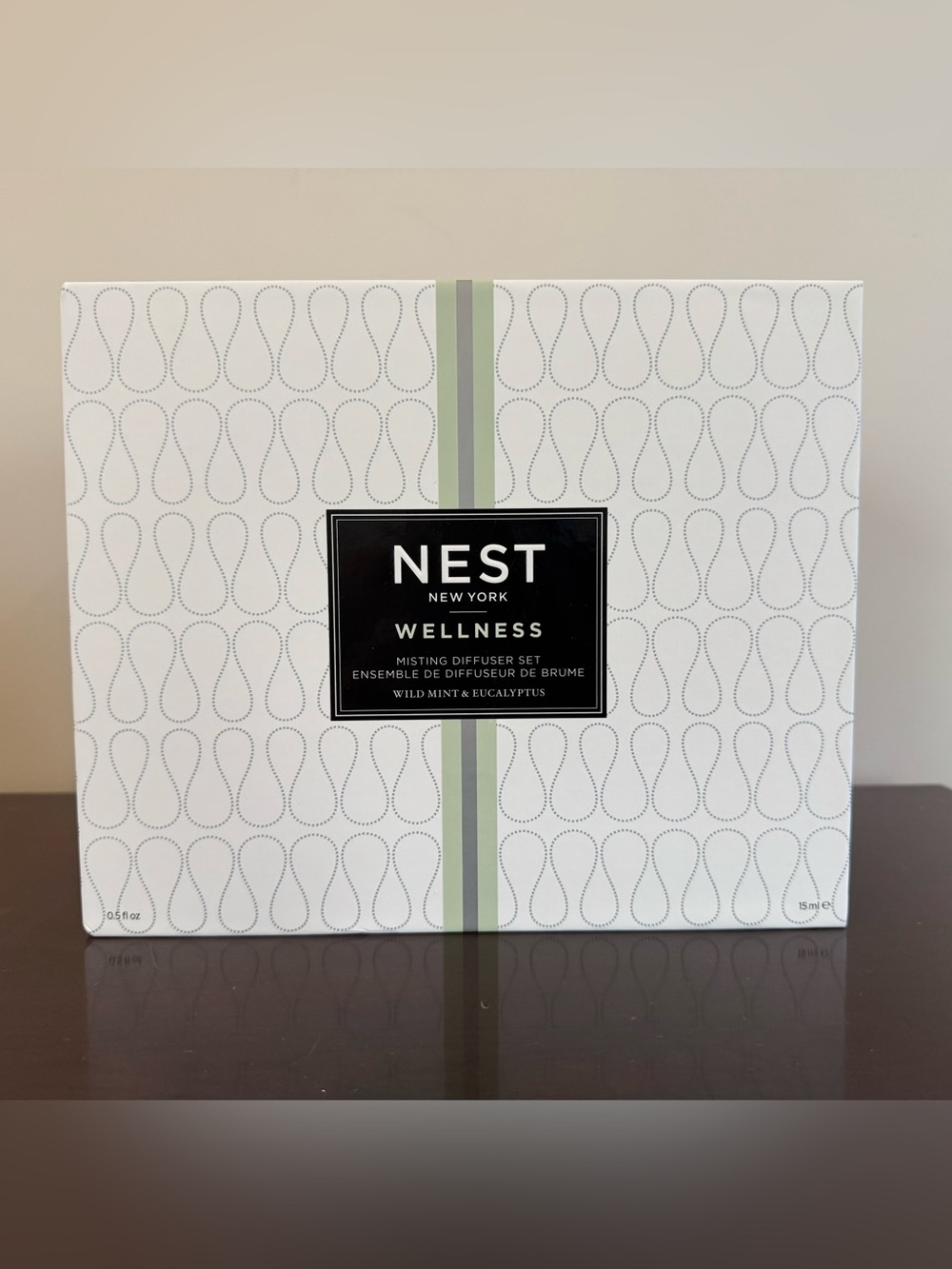 NEST New York Wellness Misting Diffuser Set Wild Mint & Eucalyptus